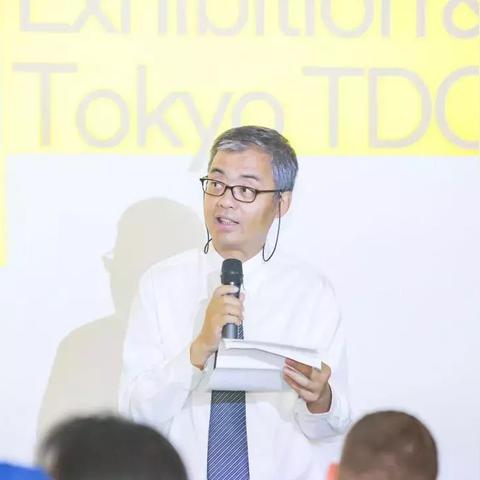 朴直字体下的科技前沿，，，AI与未来教育趋势剖析
