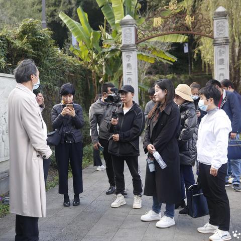家庭与科技融合征象深度探讨，，，，八妻子最新神马体验分享