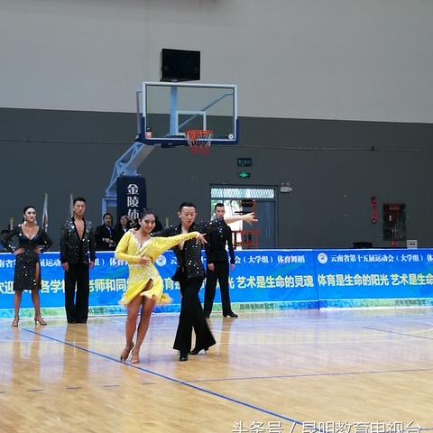 交谊舞新潮，，，牛仔舞的魅力与未来趋势