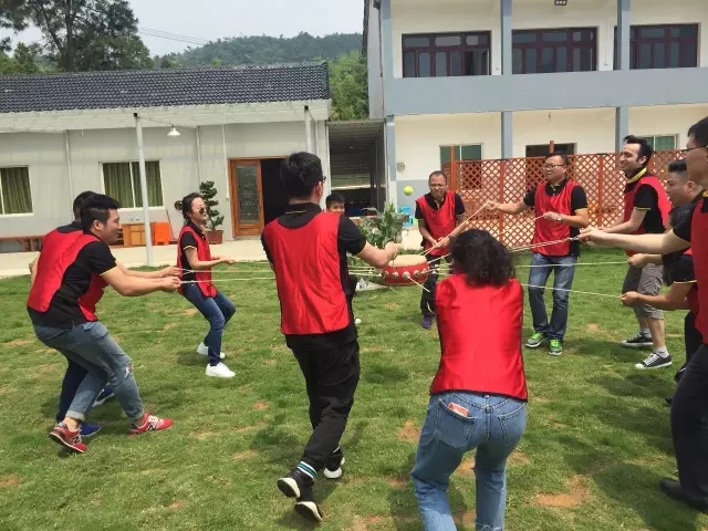 “向梦想出发” 永利皇宫官网销售团建活动完善绽放