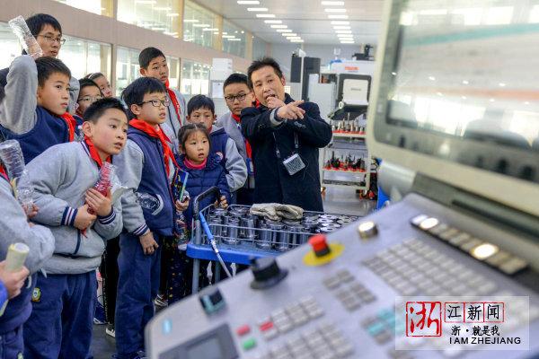 长兴：：：走读智慧工厂 感受科技魅力